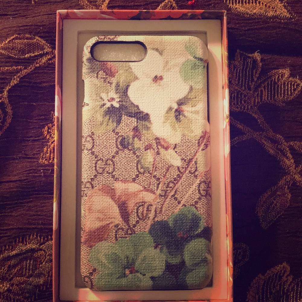 iPhone 7 Plus Case only
